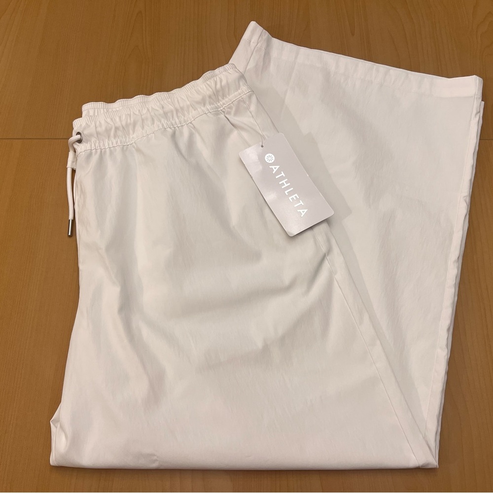 Athleta Midday Crop Pant White 3/4 Length Wide Leg Size Medium NWT